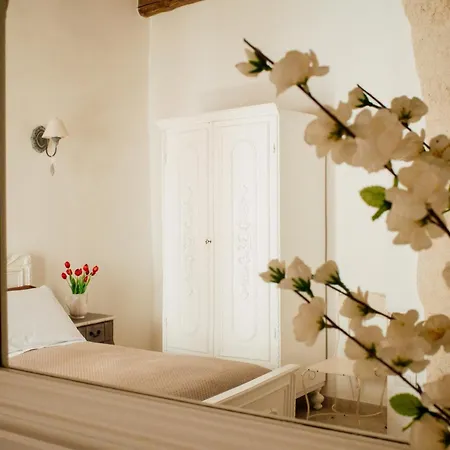 Dimora Rossella Pensjonat 4*